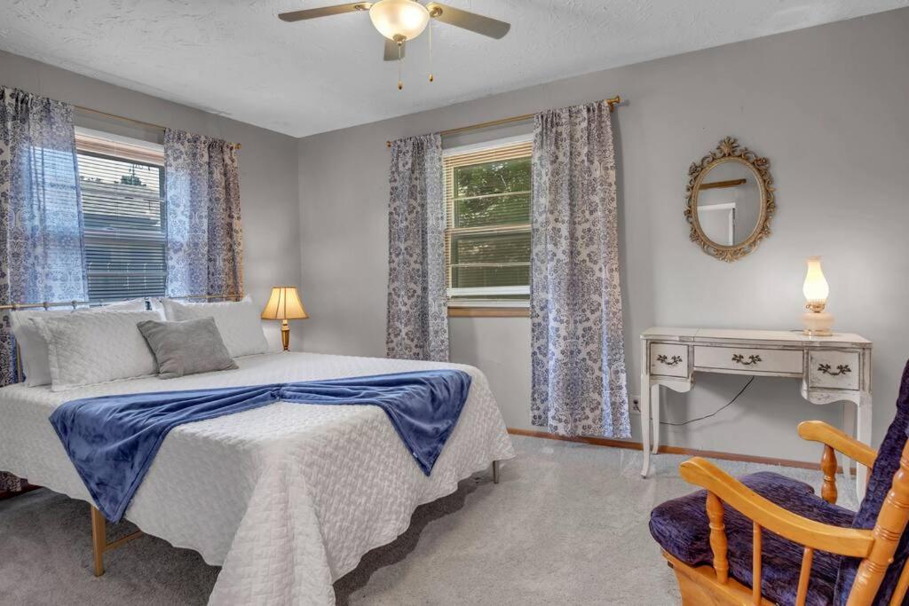 Вилла The Lincoln Street Landing Hillsboro Экстерьер фото